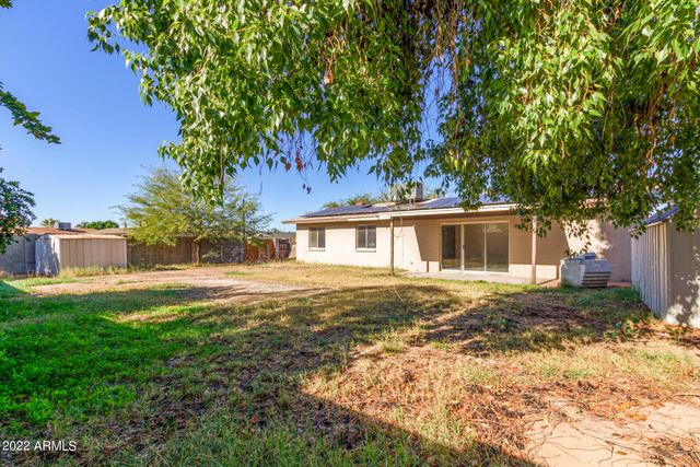 1225 W HALSTEAD Drive, Phoenix, AZ 85023