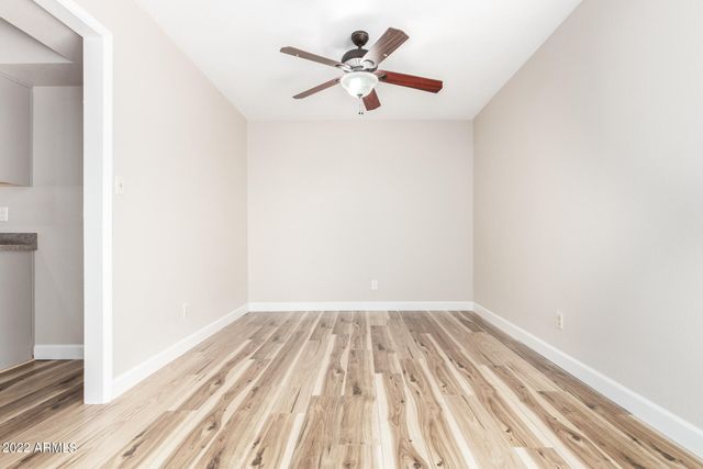 1225 W HALSTEAD Drive, Phoenix, AZ 85023