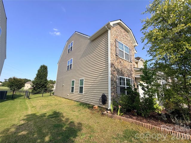 9281 Perseverance Drive, Harrisburg, NC 28075