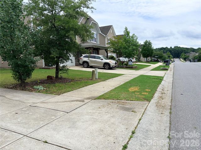 9281 Perseverance Drive, Harrisburg, NC 28075