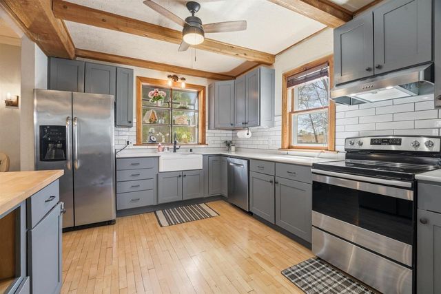 1404 N SUPERIOR STREET, Appleton, WI 54911