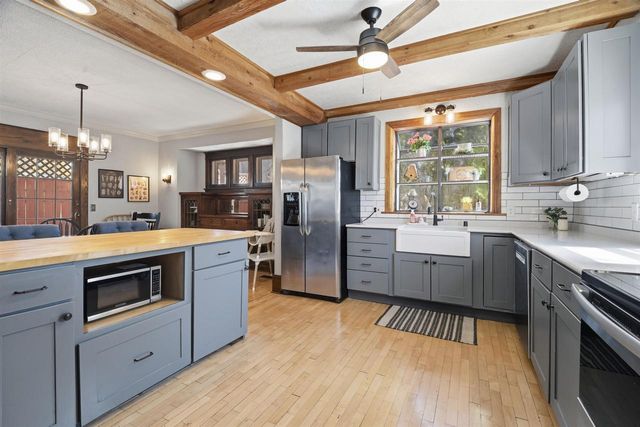 1404 N SUPERIOR STREET, Appleton, WI 54911