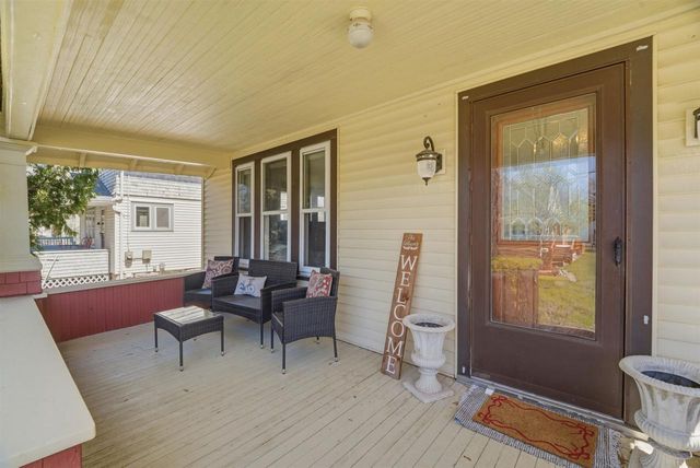 1404 N SUPERIOR STREET, Appleton, WI 54911
