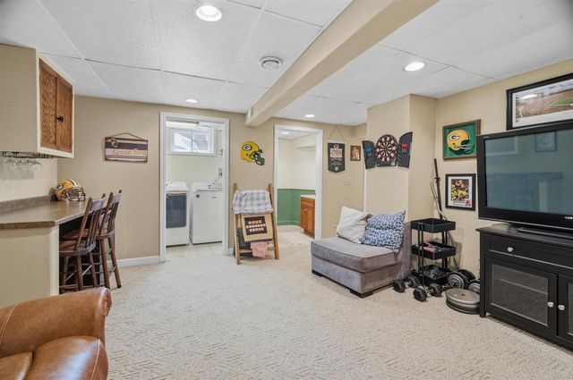 1404 N SUPERIOR STREET, Appleton, WI 54911