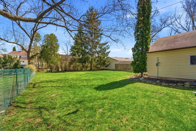 1404 N SUPERIOR STREET, Appleton, WI 54911