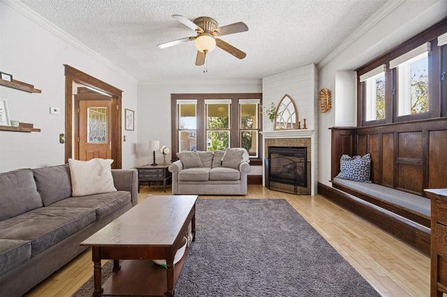 1404 N SUPERIOR STREET, Appleton, WI 54911