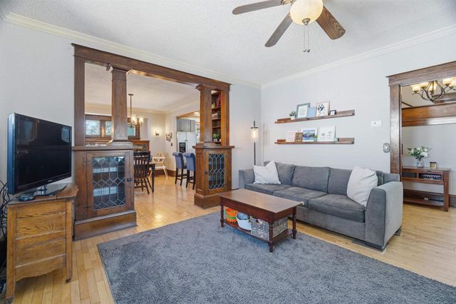 1404 N SUPERIOR STREET, Appleton, WI 54911