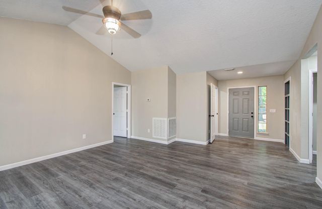 5803 Forest Timbers Dr, Humble, TX 77346