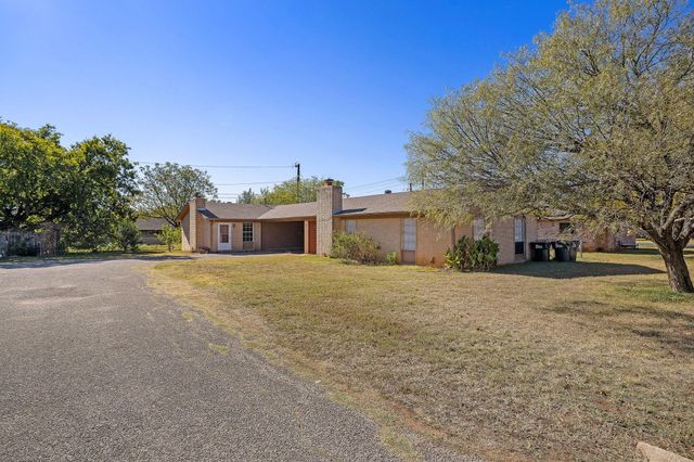 2402 Cottonwood DR B, Georgetown, TX 78628