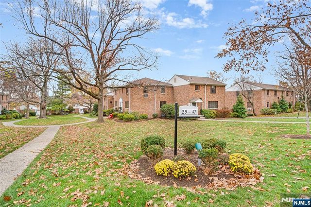 31 Troy Drive B, Springfield, NJ 07081