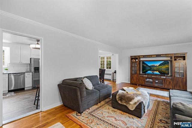 31 Troy Drive B, Springfield, NJ 07081