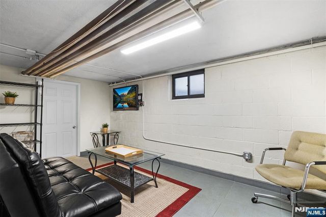 31 Troy Drive B, Springfield, NJ 07081