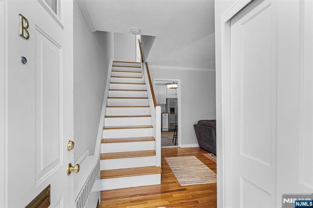 31 Troy Drive B, Springfield, NJ 07081