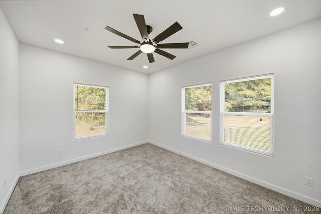 28804 S Meadow Road, Catoosa, OK 74015