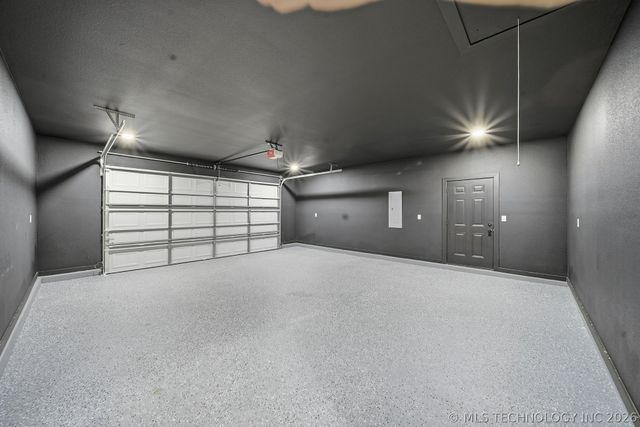 28804 S Meadow Road, Catoosa, OK 74015