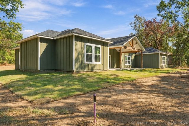 28804 S Meadow Road, Catoosa, OK 74015