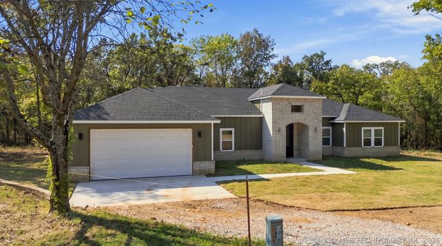 28804 S Meadow Road, Catoosa, OK 74015
