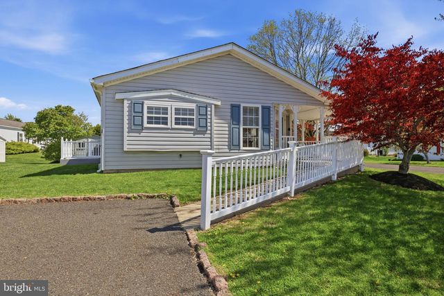 119 GOLDENROD XING E, New Hope, PA 18938