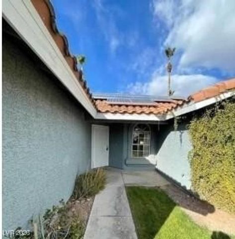 2802 Camelback Lane, Henderson, NV 89074