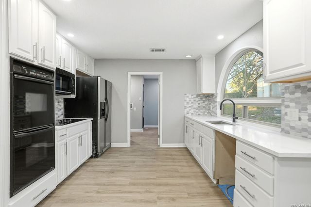 1248 Abbotsbury, Universal City, TX 78148