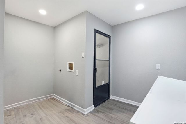 1248 Abbotsbury, Universal City, TX 78148