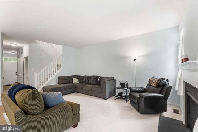 8 SHIRE CT, Somerdale, NJ 08083