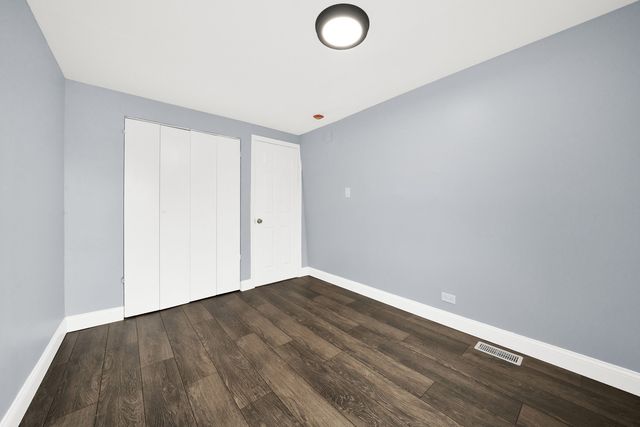 5700 S Lowe Avenue, Chicago, IL 60621