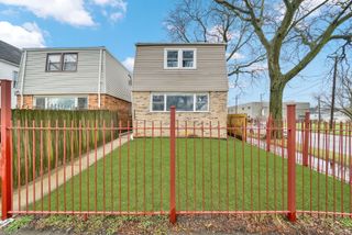 5700 S Lowe Avenue, Chicago, IL 60621