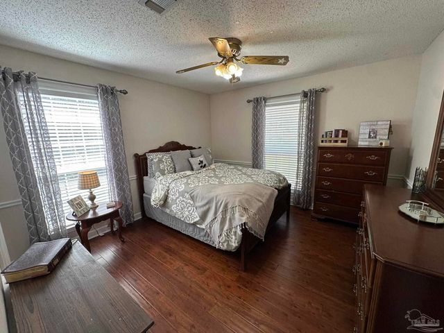 115 Cedar Ave, Frisco City, AL 36445