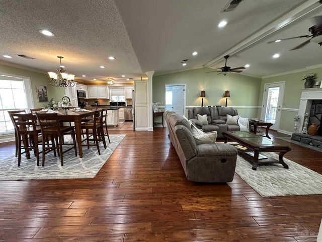 115 Cedar Ave, Frisco City, AL 36445