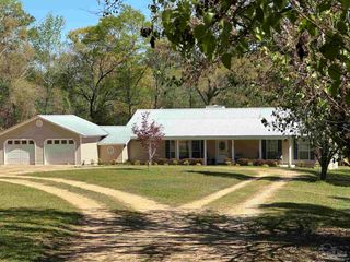 115 Cedar Ave, Frisco City, AL 36445