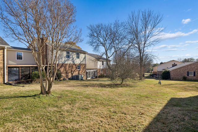 1614 Rosewood Dr, Brentwood, TN 37027