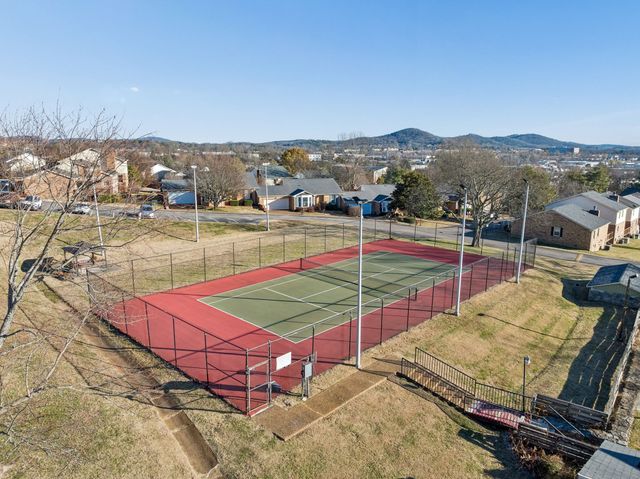 1614 Rosewood Dr, Brentwood, TN 37027