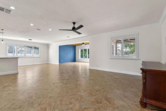 1404 Alpha Court S, Lake Clarke Shores, FL 33406