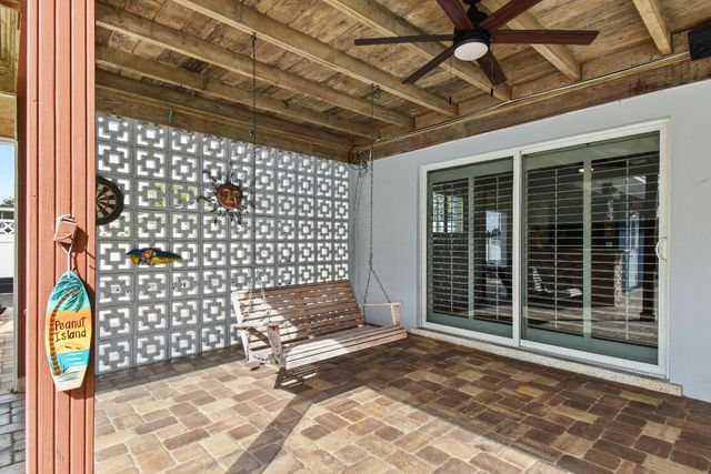 1404 Alpha Court S, Lake Clarke Shores, FL 33406