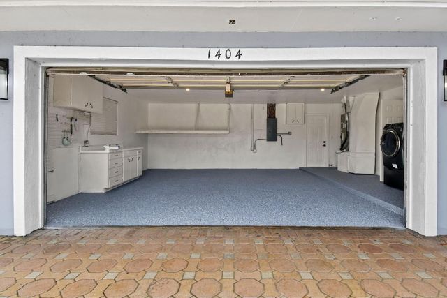 1404 Alpha Court S, Lake Clarke Shores, FL 33406