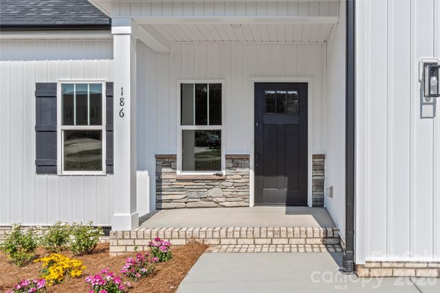 2850 Leonard Road, Lexington, NC 27295