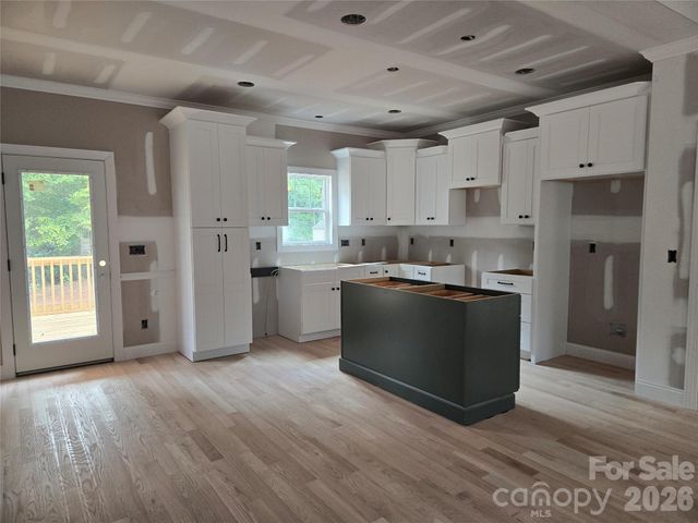 2850 Leonard Road, Lexington, NC 27295