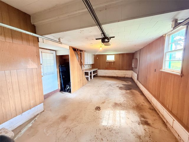 2145 E 38 Street, Erie, PA 16510
