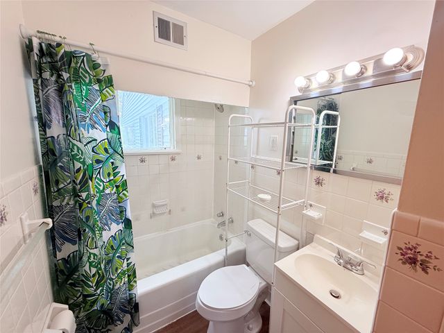 2145 E 38 Street, Erie, PA 16510