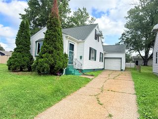 2145 E 38 Street, Erie, PA 16510