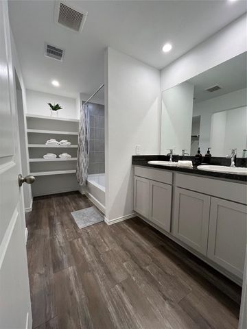 5446 Wyndham Ridge Lane, Spring, TX 77373