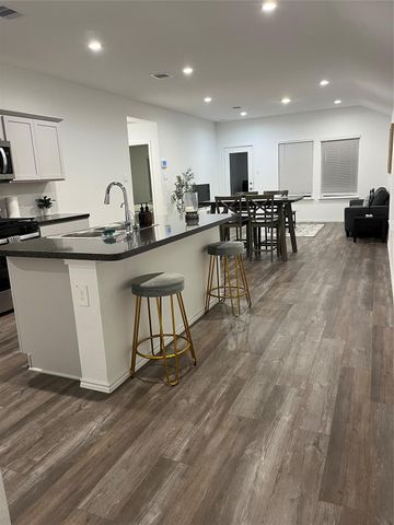 5446 Wyndham Ridge Lane, Spring, TX 77373