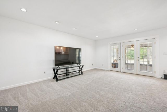 351 TAVISTOCK DR, Medford, NJ 08055