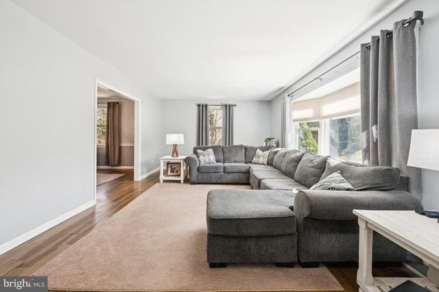 351 TAVISTOCK DR, Medford, NJ 08055