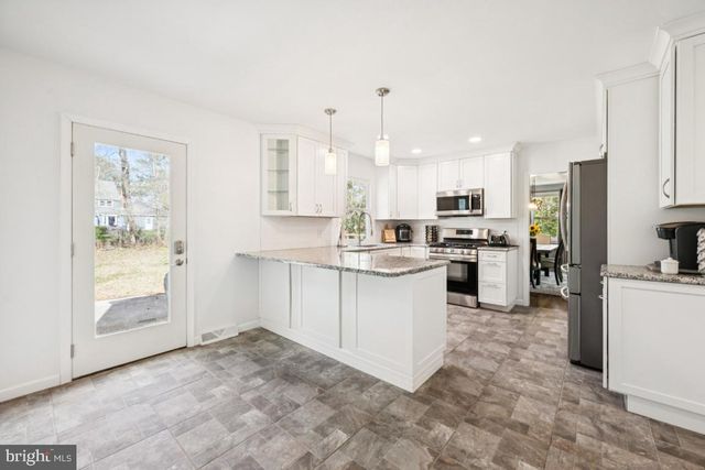 351 TAVISTOCK DR, Medford, NJ 08055