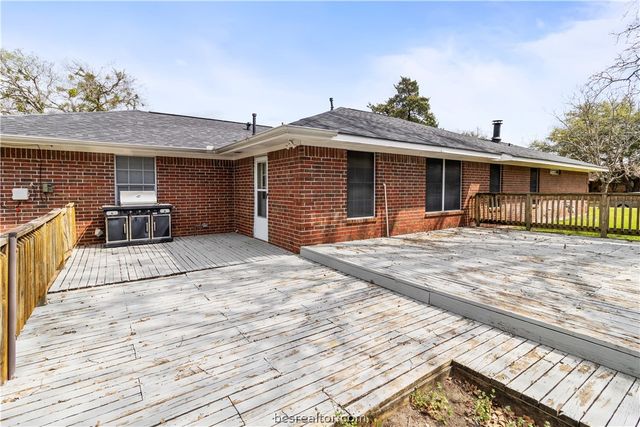 1821 Gettysburg Lane, Bryan, TX 77802