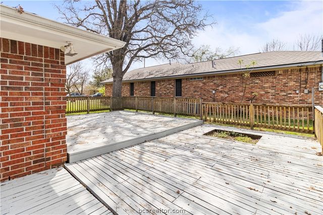 1821 Gettysburg Lane, Bryan, TX 77802