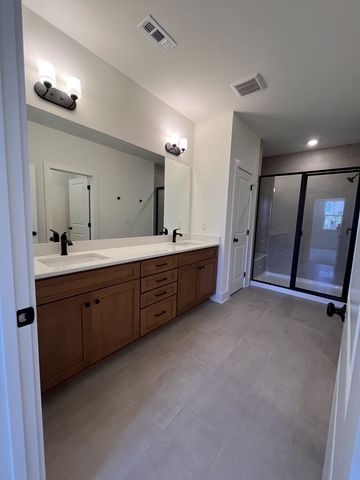 138 Valentine Aly, Nashville, TN 37218