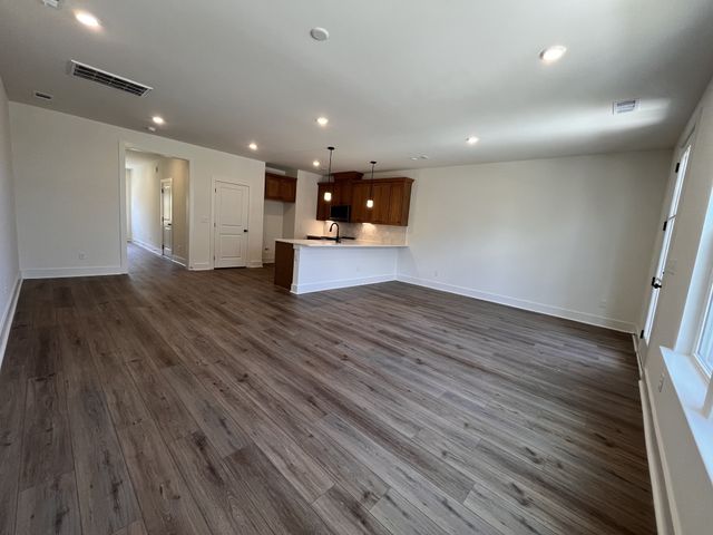 138 Valentine Aly, Nashville, TN 37218